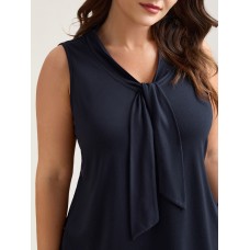 Knotted Neckline Fitted Sleeveless Blouse